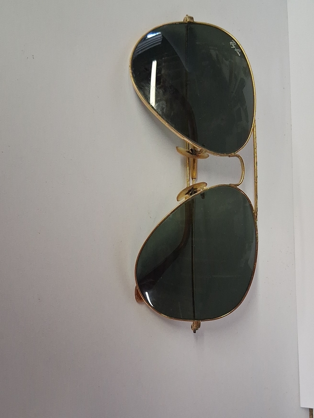 Ray-Ban Gold Frame Sunglasses with Dark Green Lenses